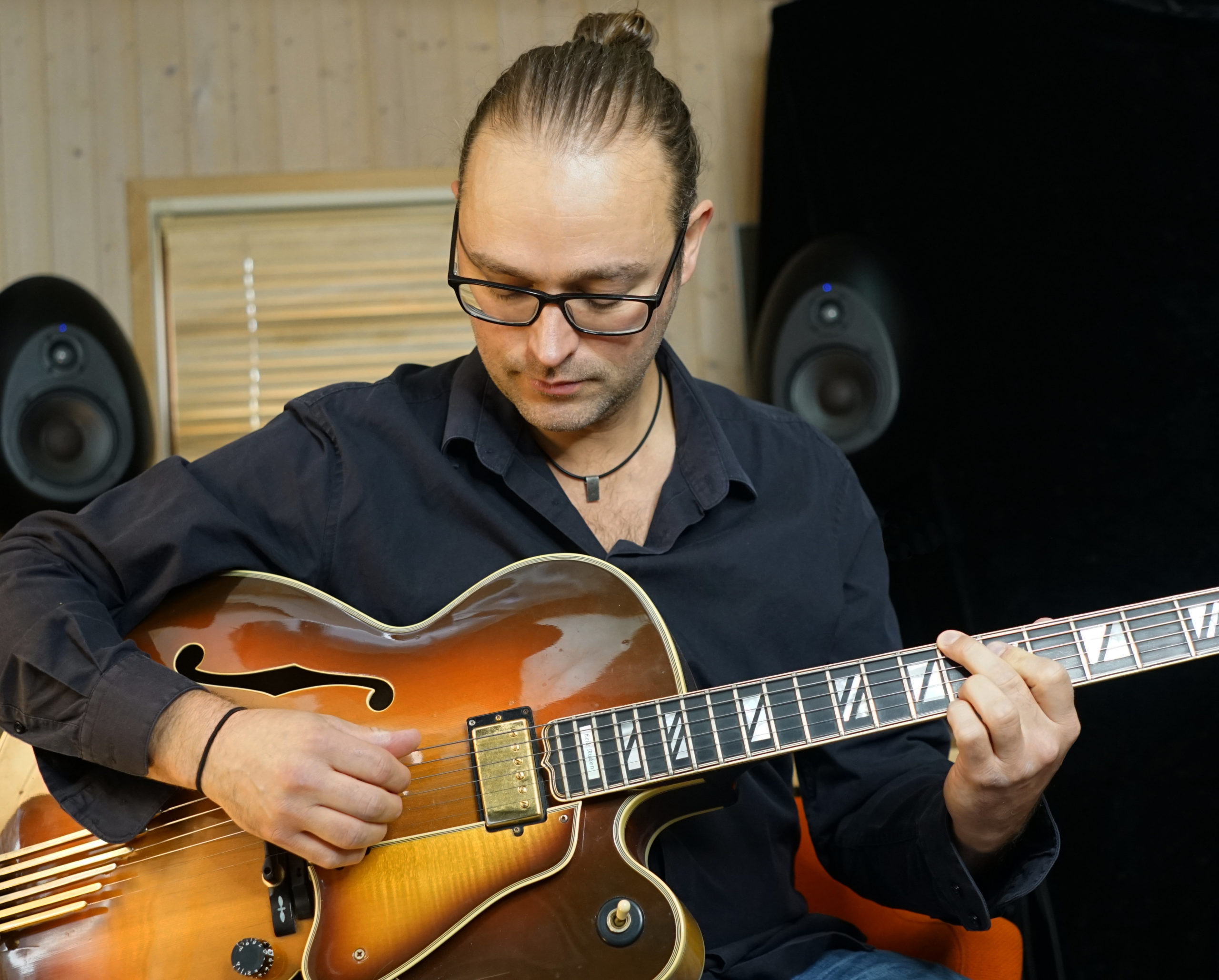 Rasmus Birk Guitarist